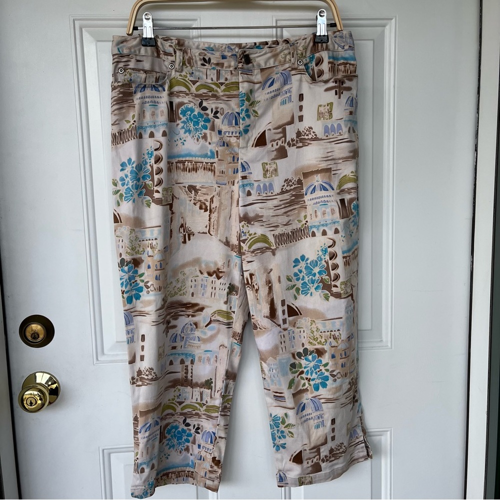 •Rafaella• Scenic Print Capri Pants - Size 14P